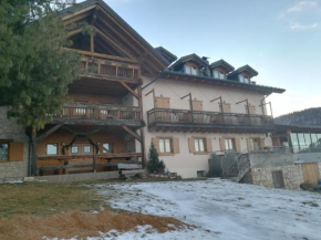  Rifugio Predaia Ai Todes'ci  Трес